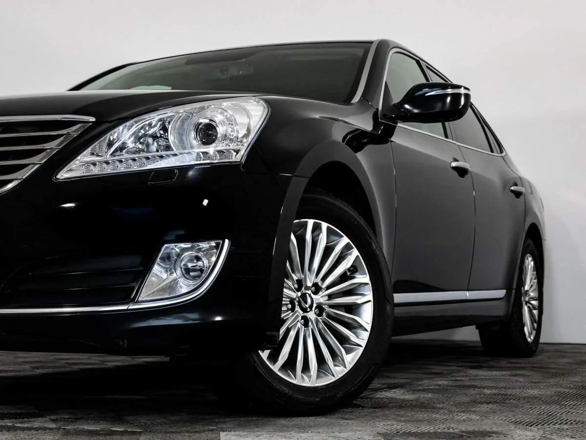 Hyundai Equus