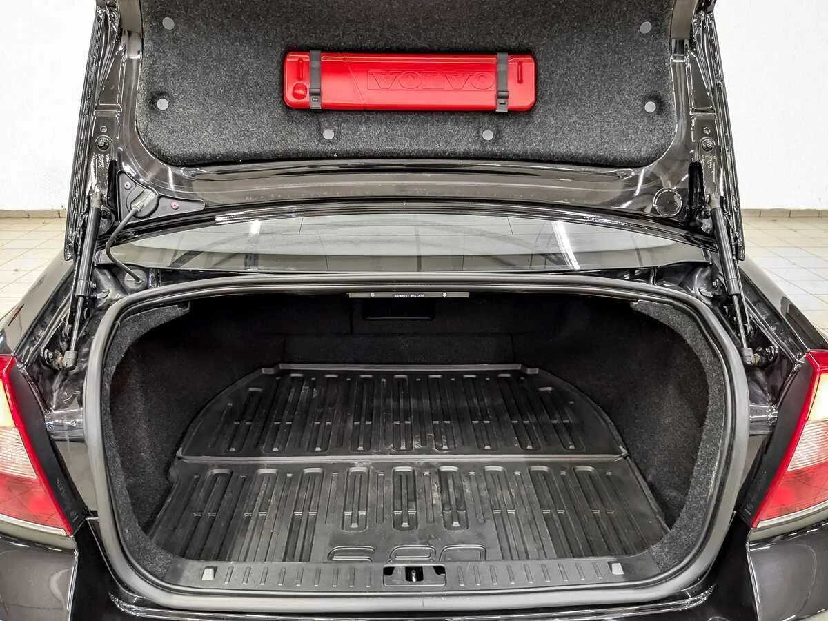 Volvo S80