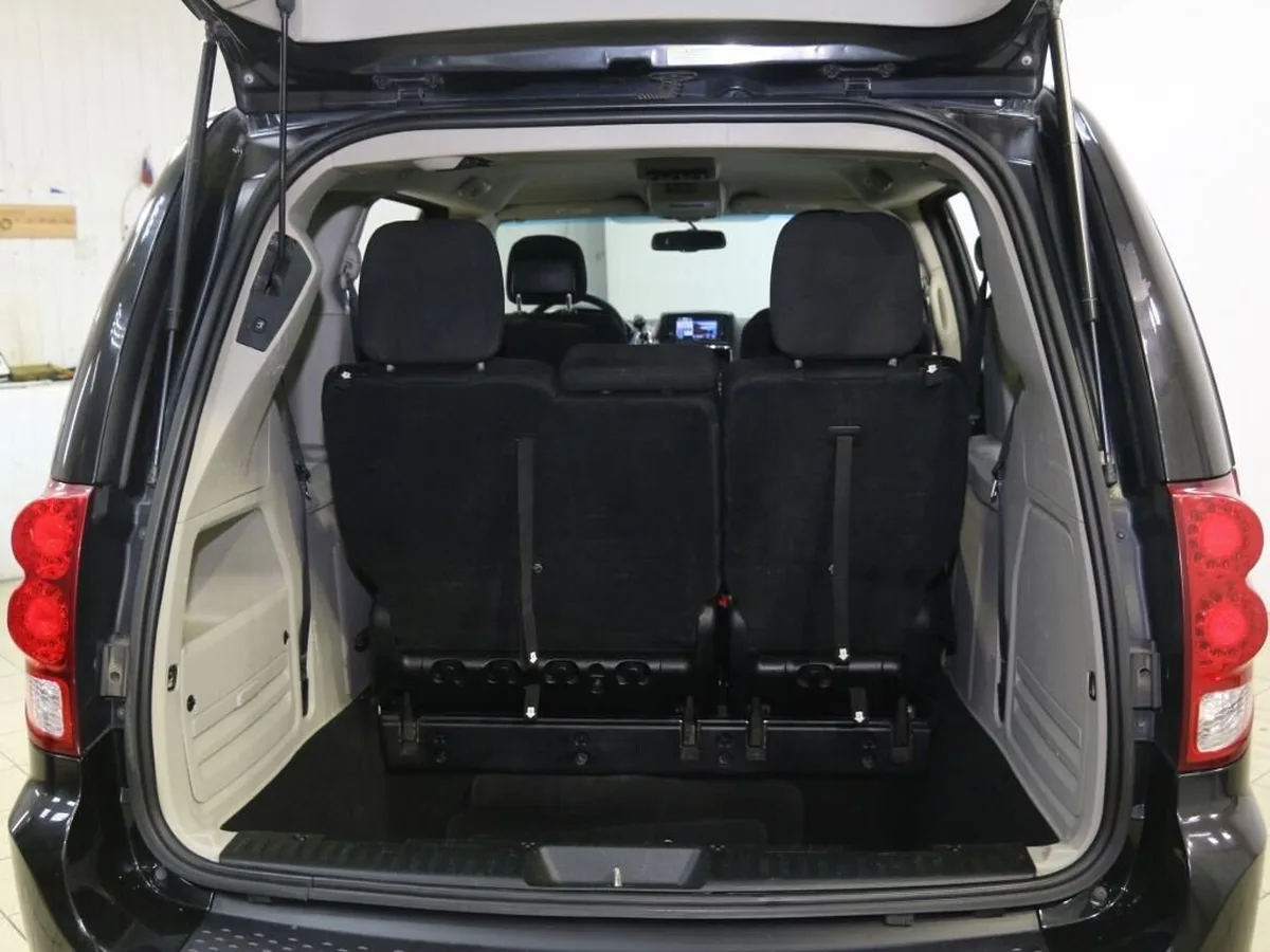 Dodge Caravan