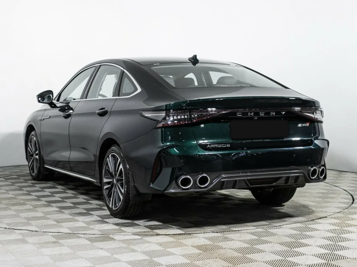 Chery Arrizo 8
