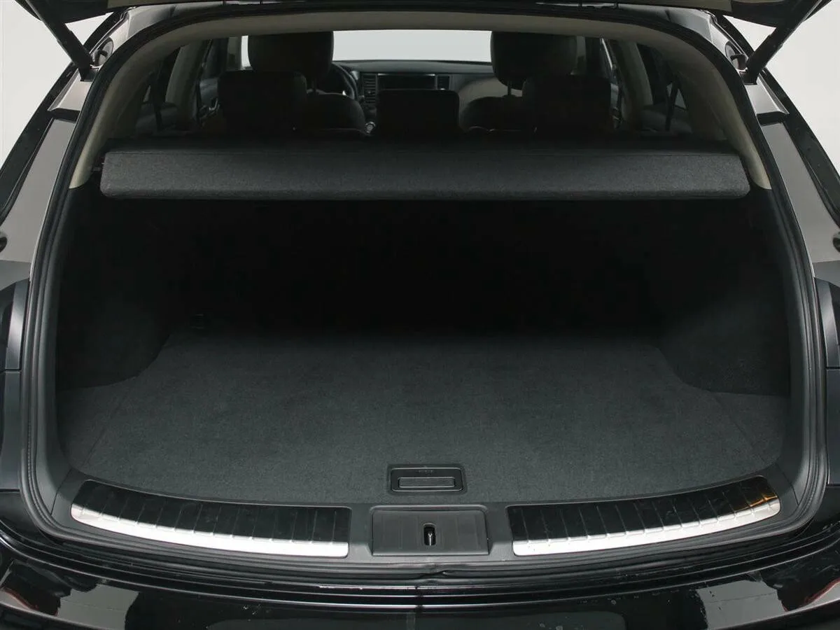 Infiniti QX70