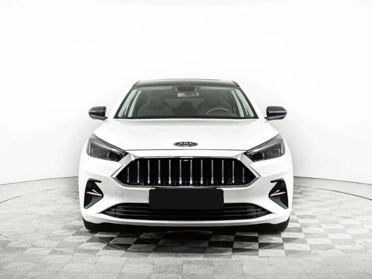 JAC J7