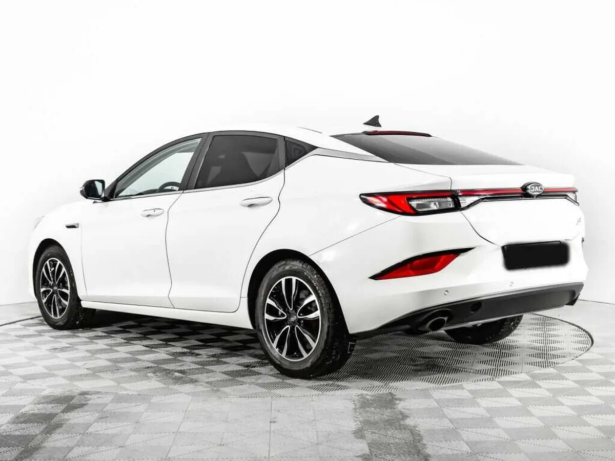JAC J7