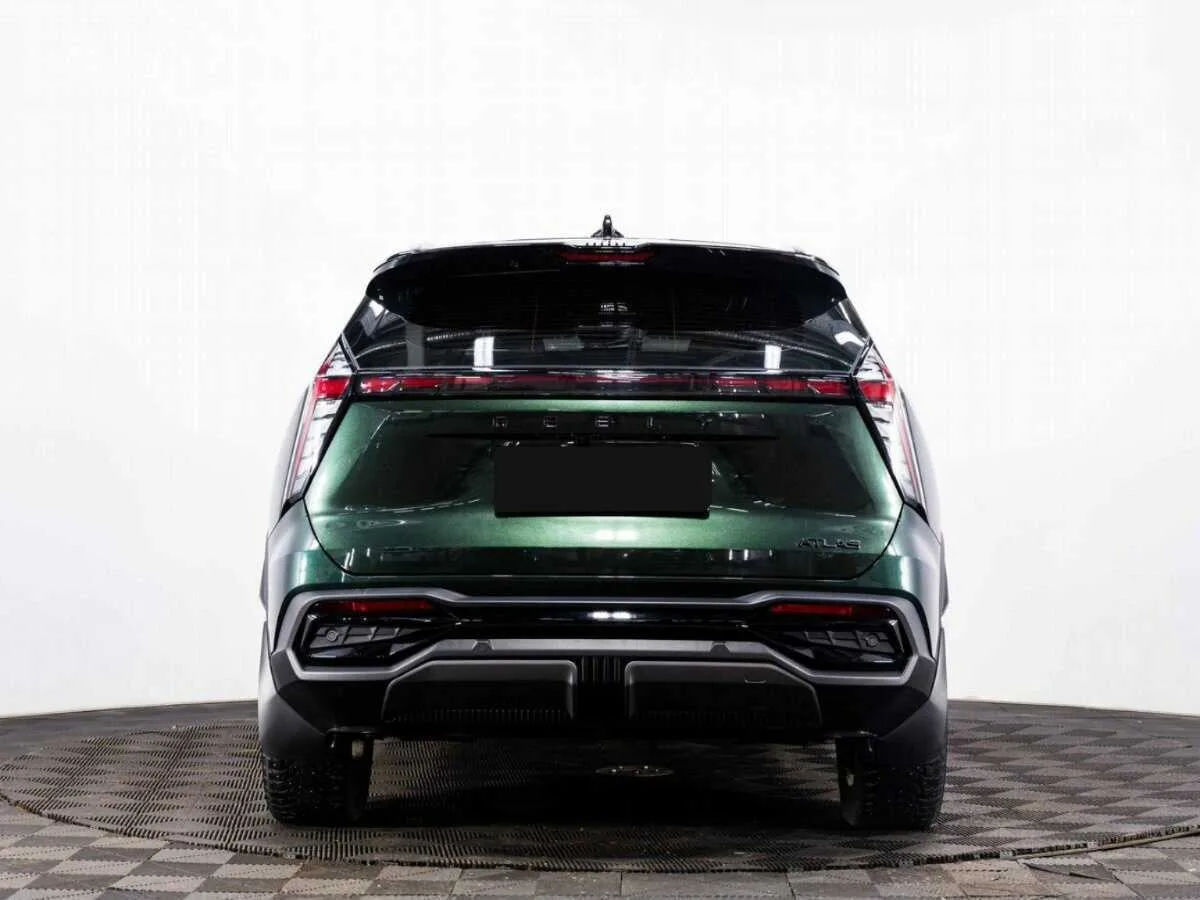 Geely Atlas