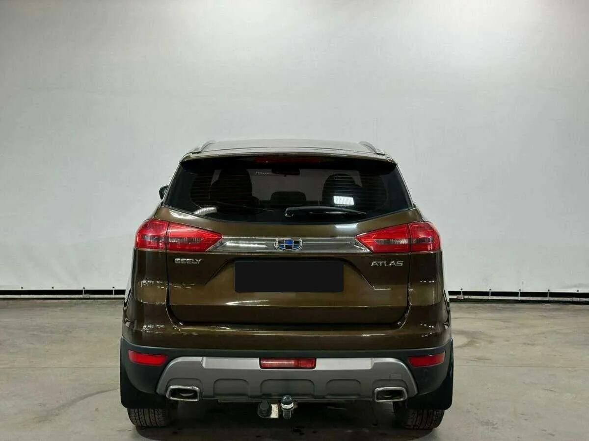 Geely Atlas
