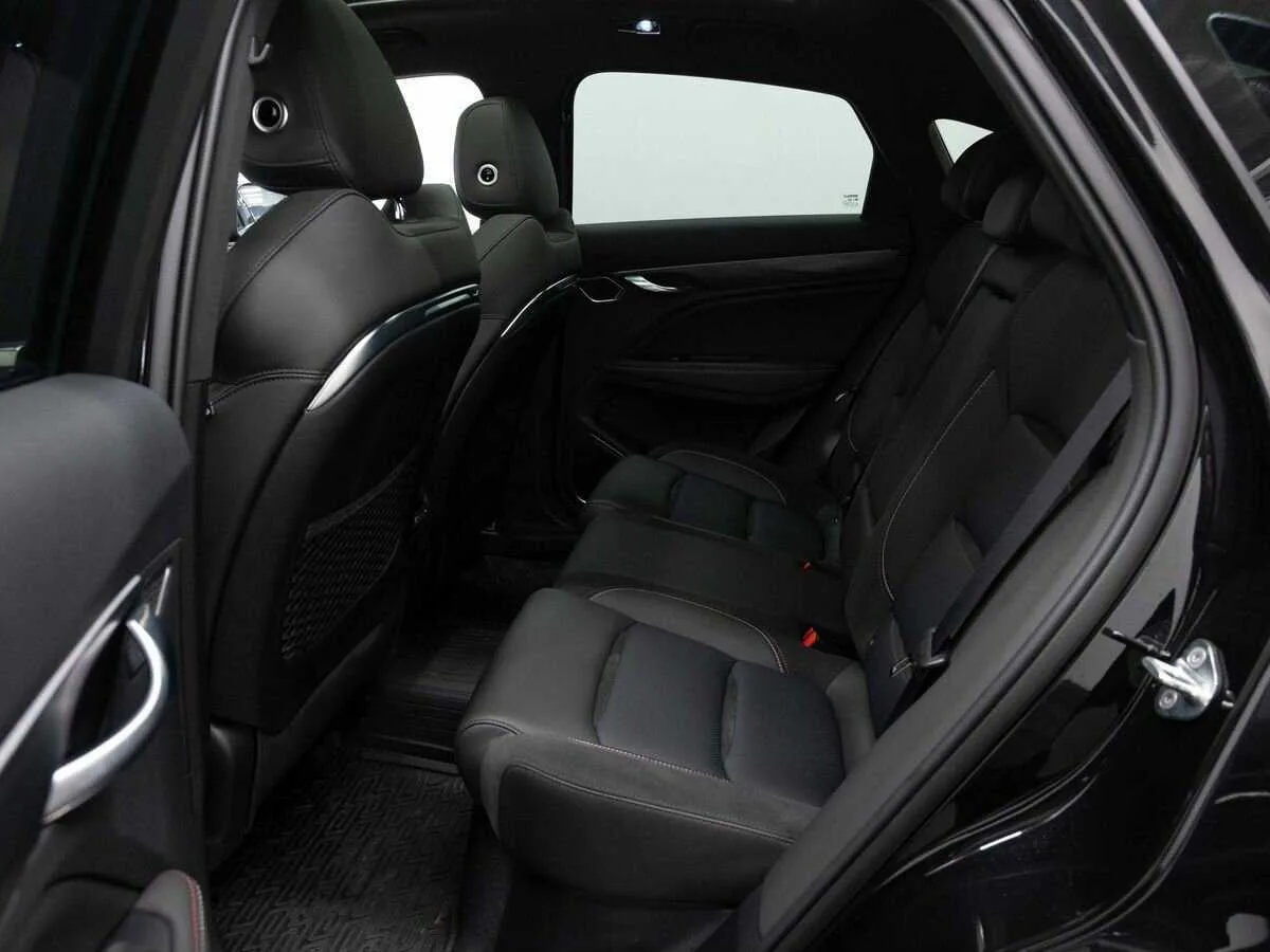 Geely Tugella