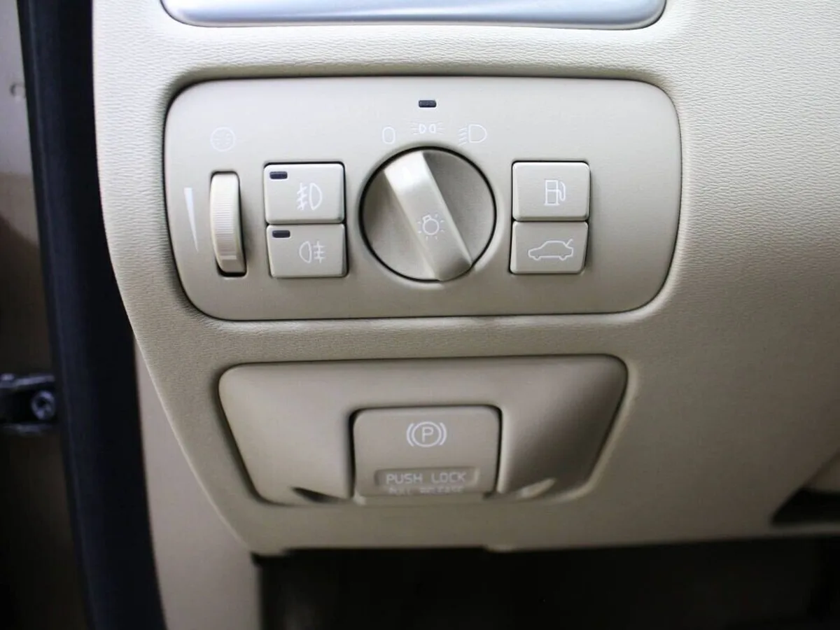 Volvo XC70