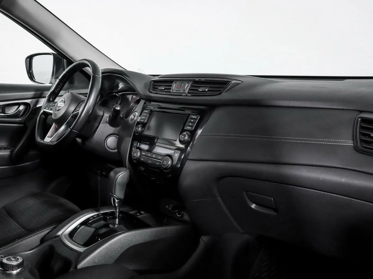 Nissan X Trail