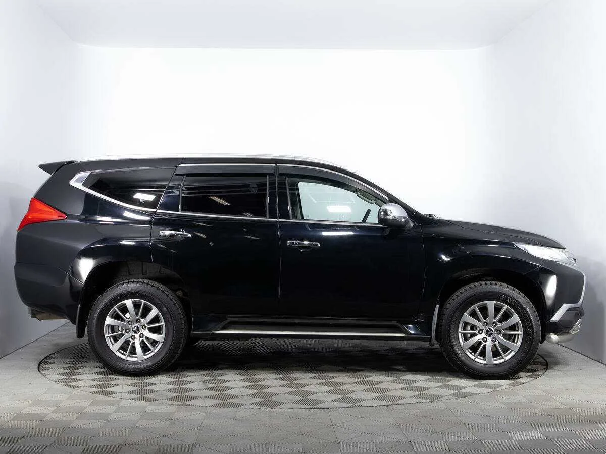 Mitsubishi Pajero Sport