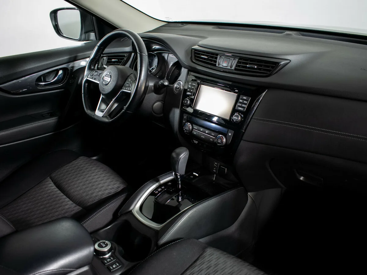 Nissan X Trail