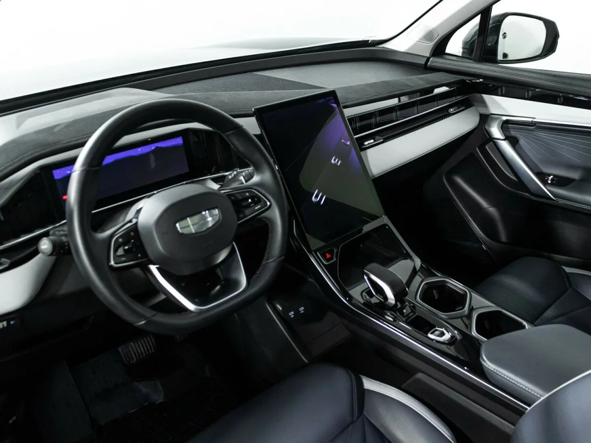 Geely Atlas