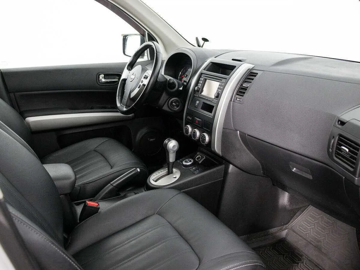 Nissan X Trail