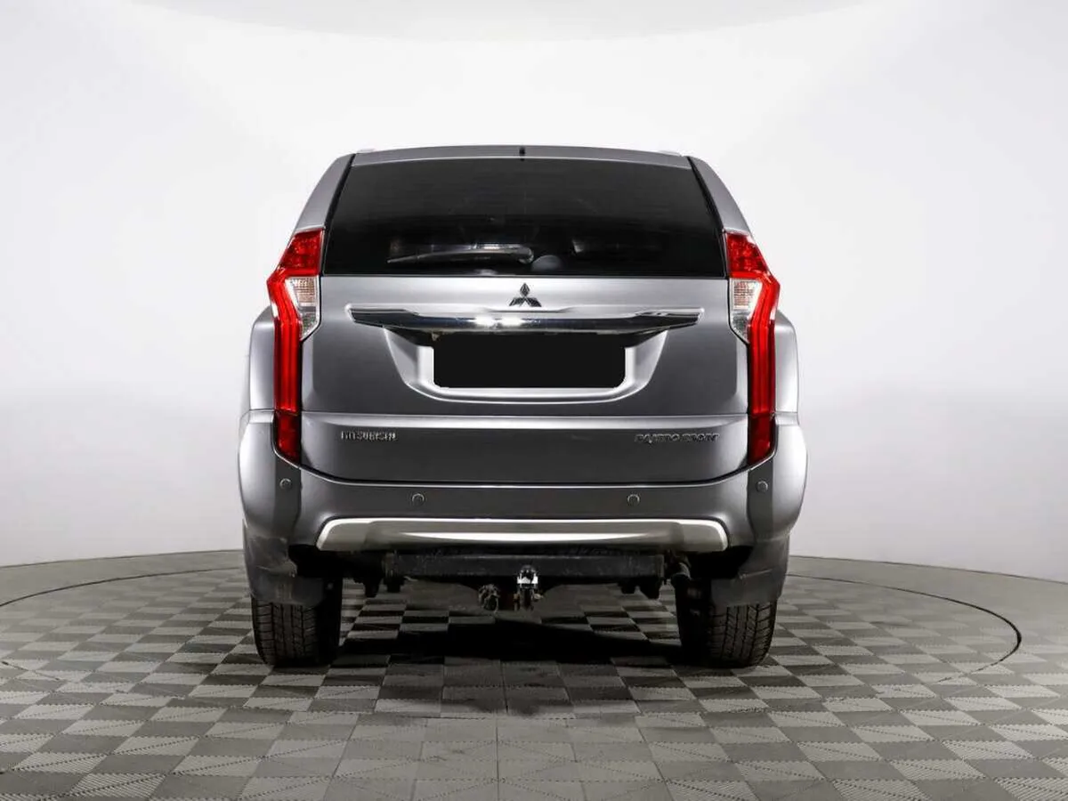 Mitsubishi Pajero Sport