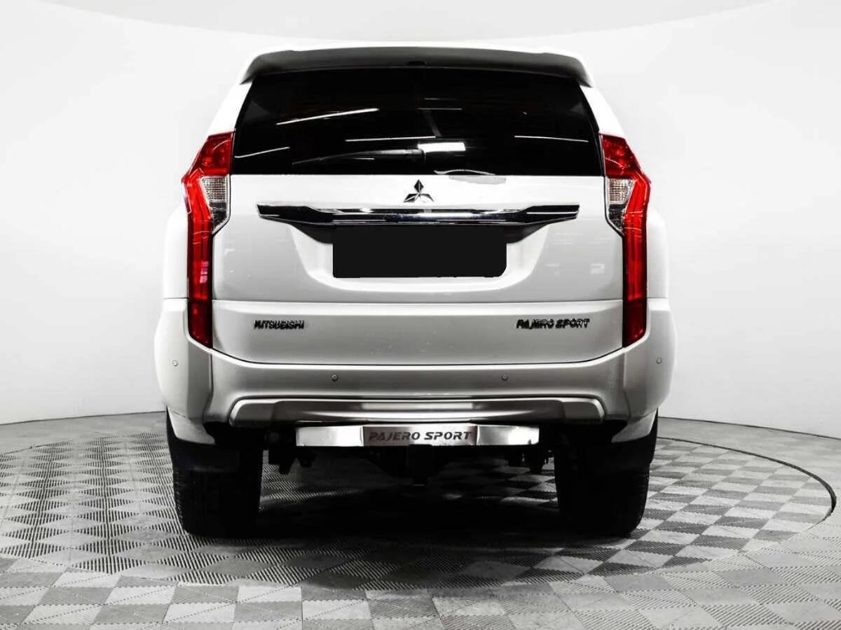 Mitsubishi Pajero Sport