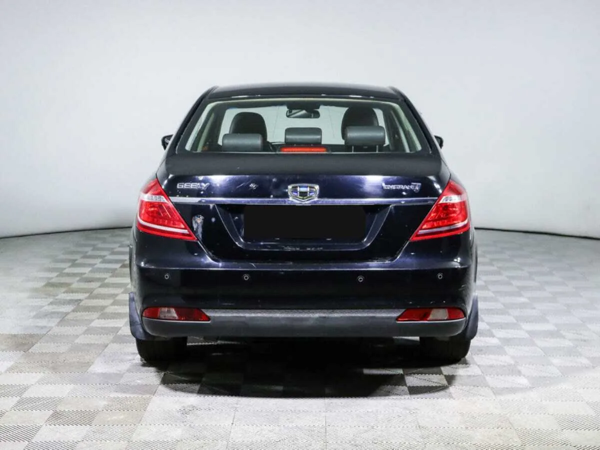 Geely Emgrand 7