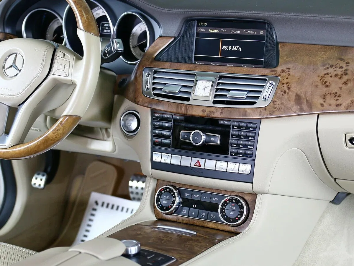 Mercedes-Benz CLS