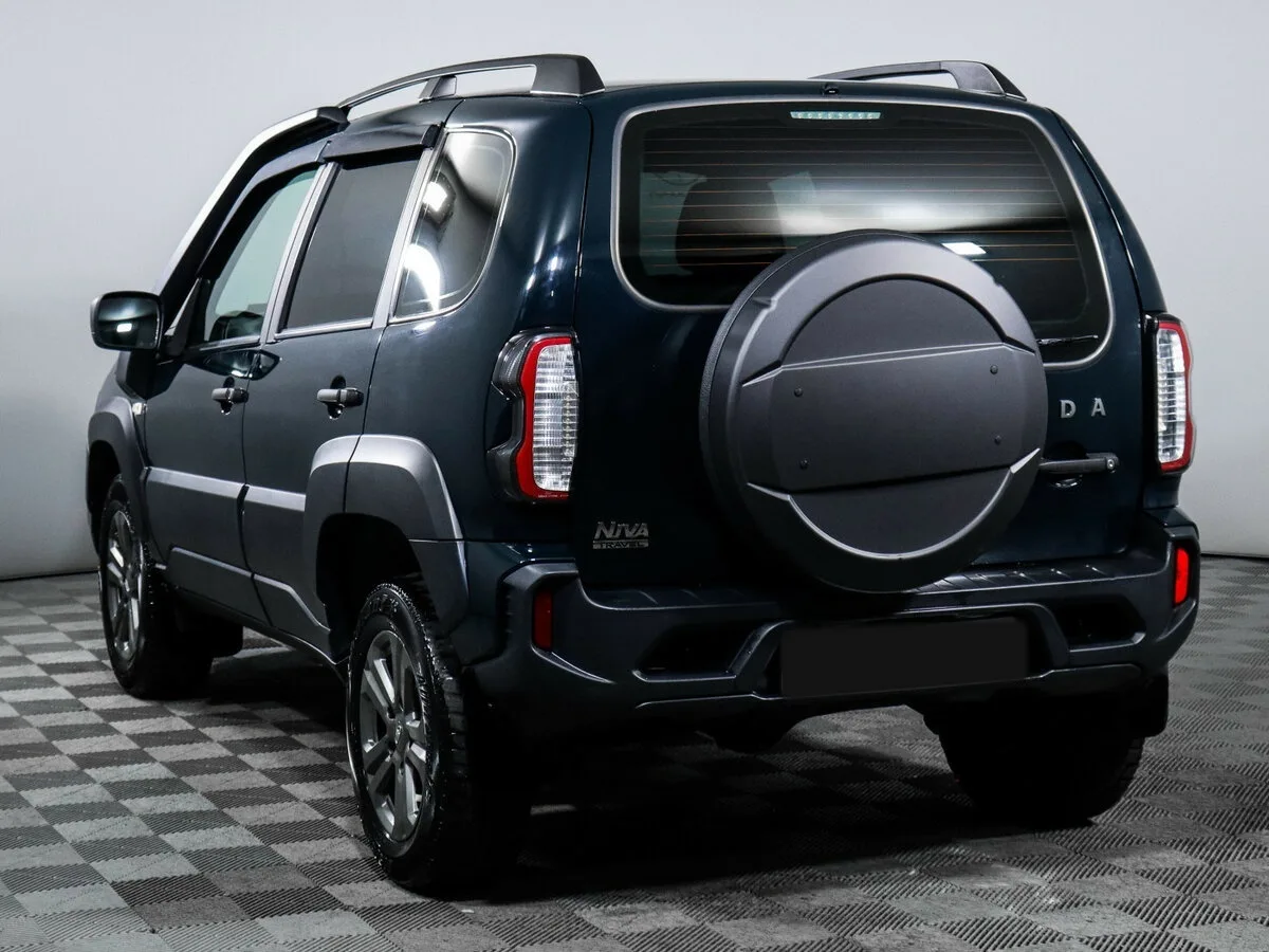 LADA (ВАЗ) Niva Travel
