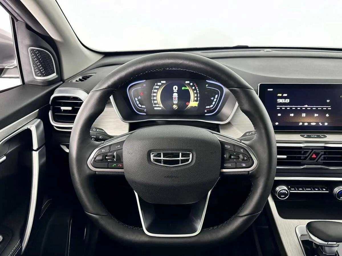 Geely Coolray