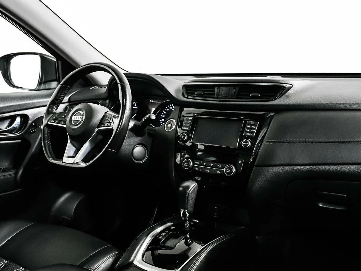 Nissan X Trail