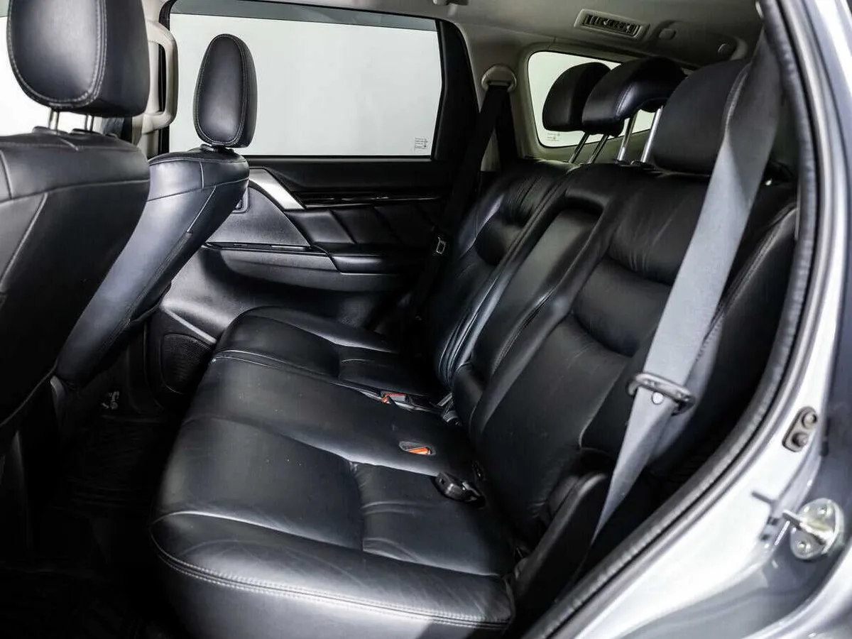 Mitsubishi Pajero Sport