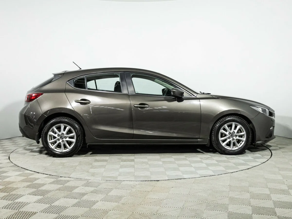 Mazda 3