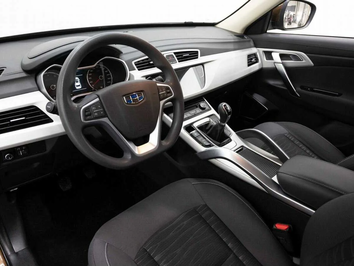 Geely Atlas