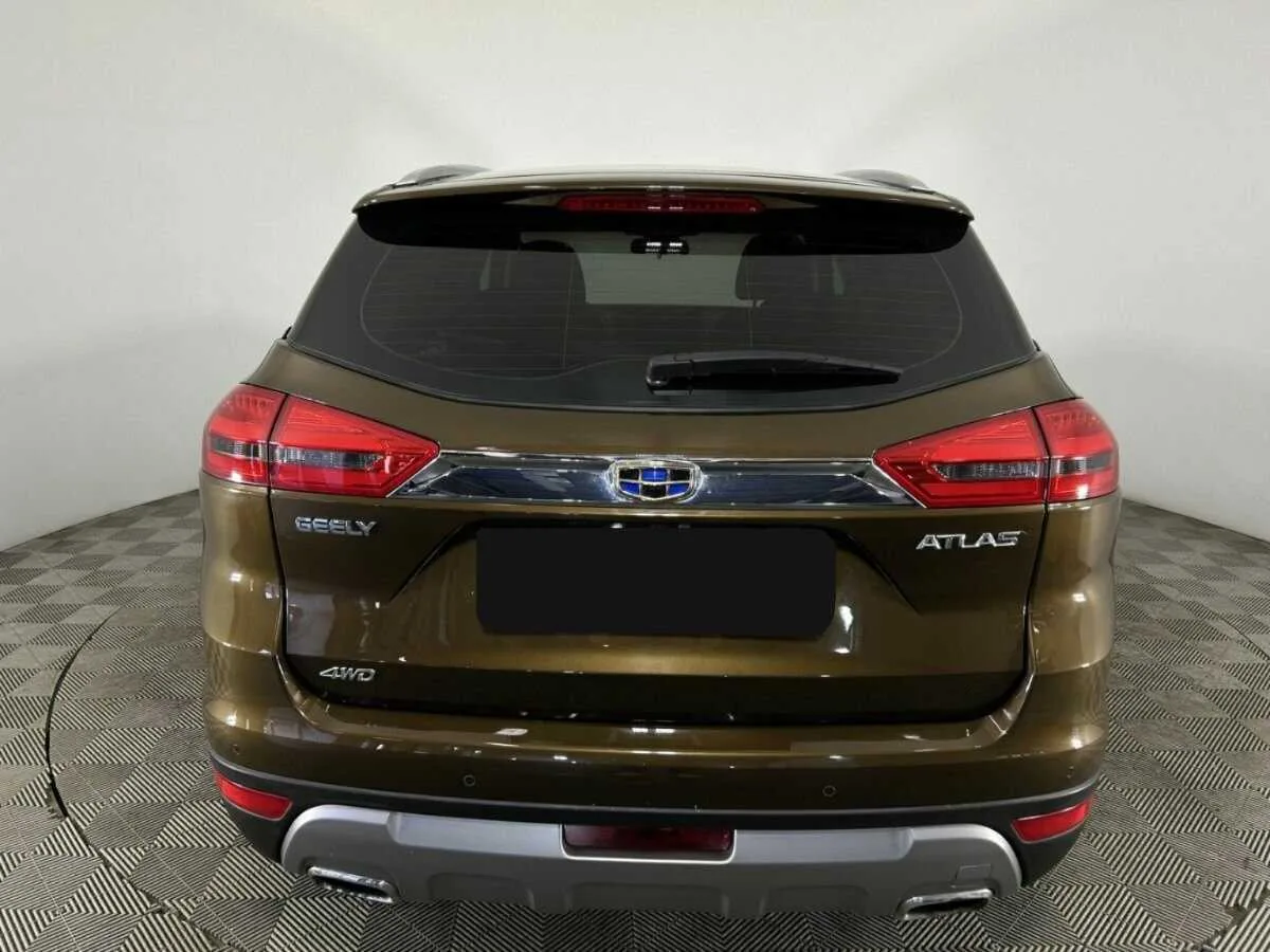 Geely Atlas
