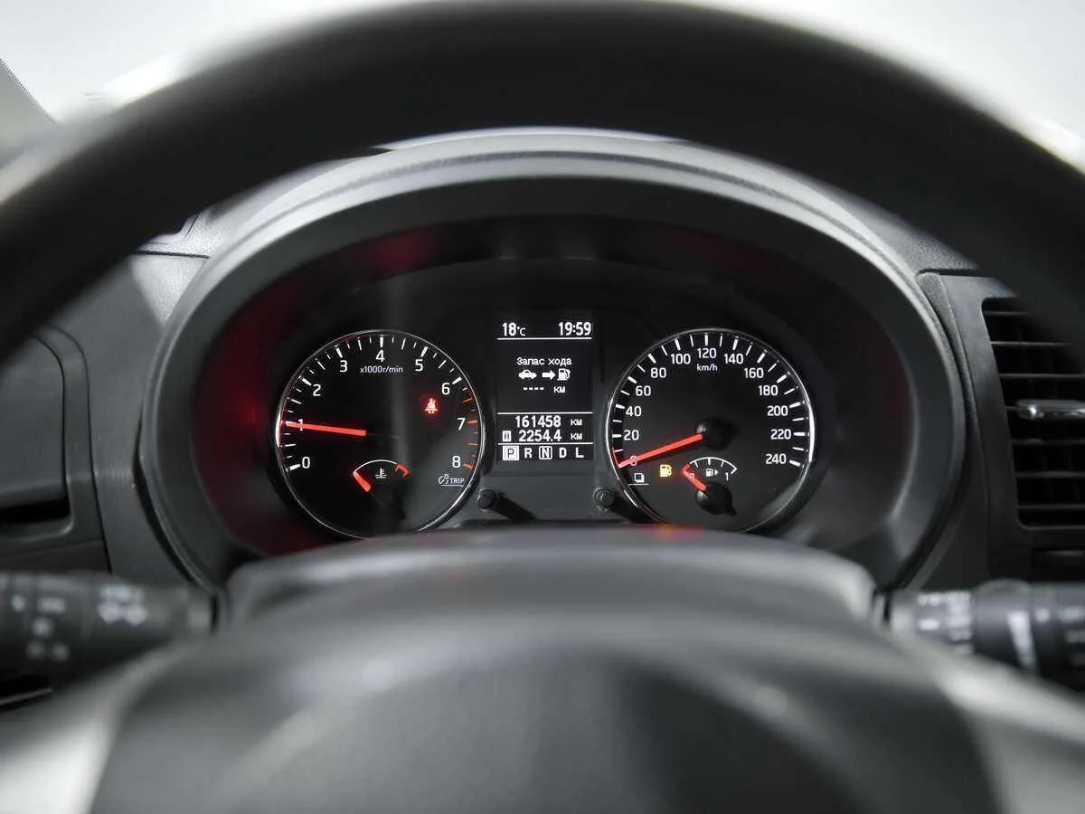 Nissan X Trail