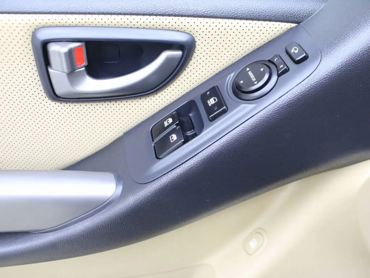 Hyundai H-1