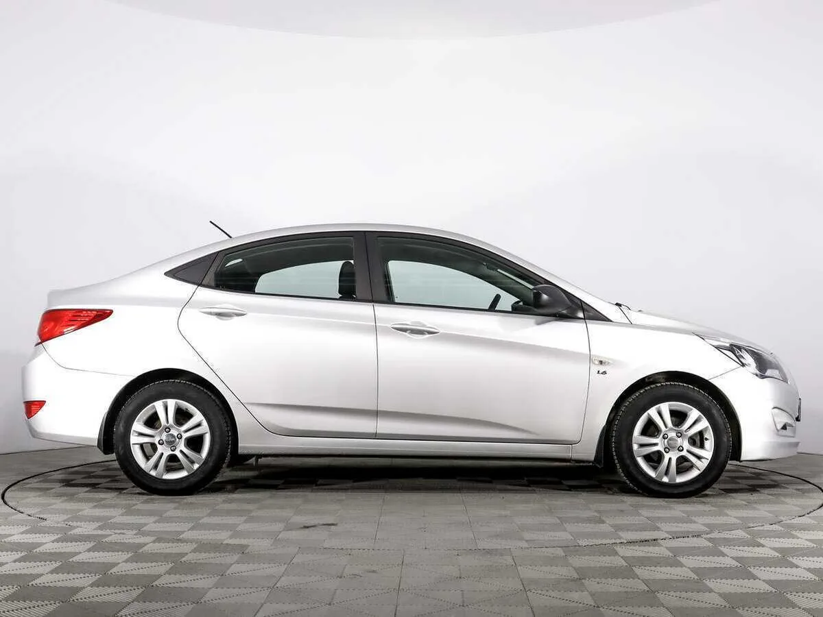 Hyundai Solaris