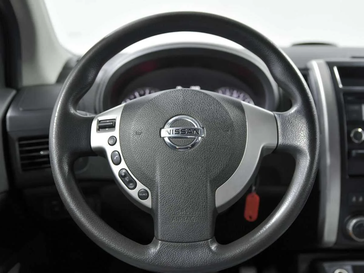 Nissan X Trail