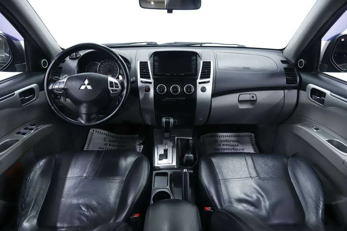 Mitsubishi Pajero Sport