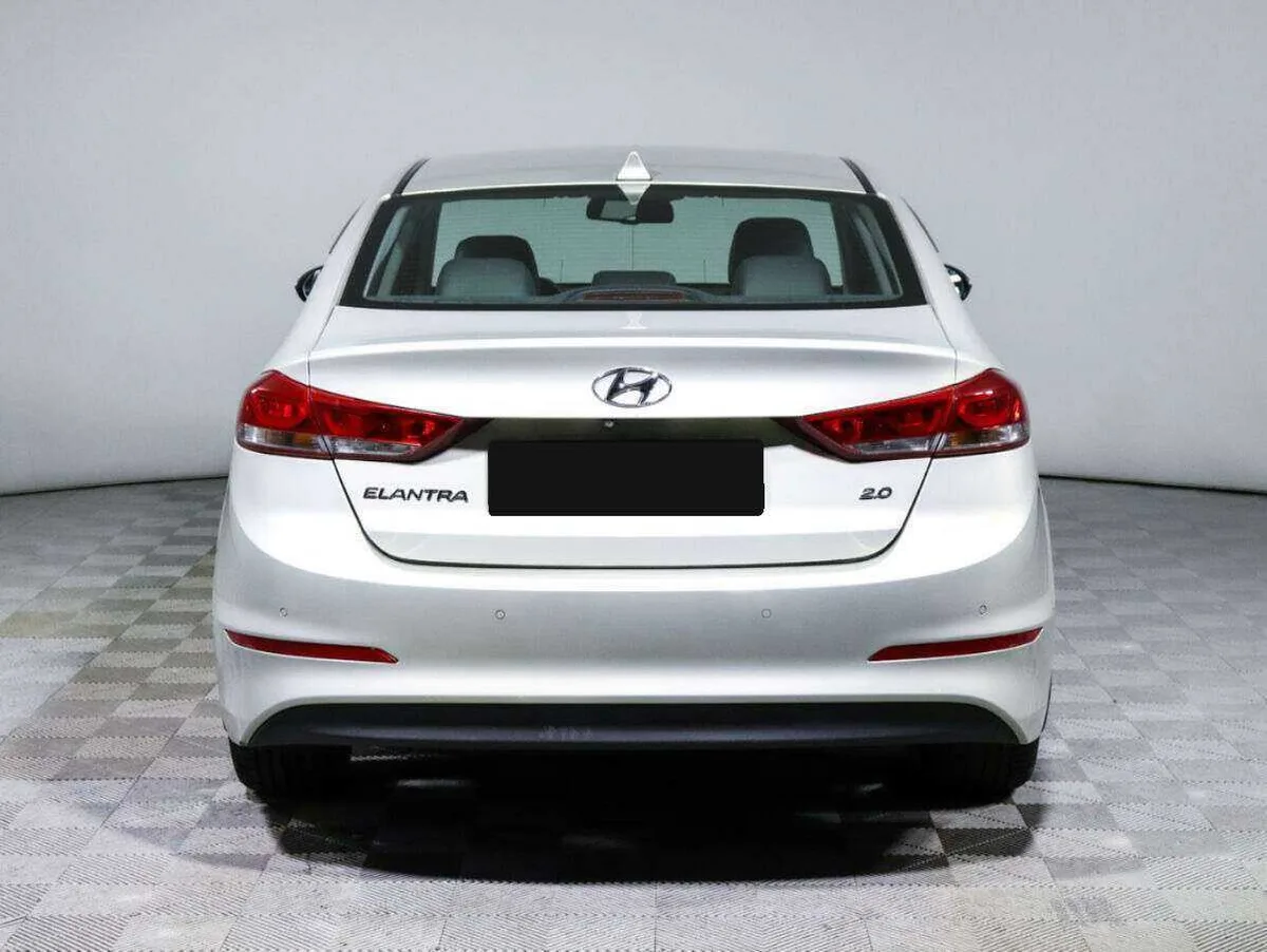 Hyundai Elantra