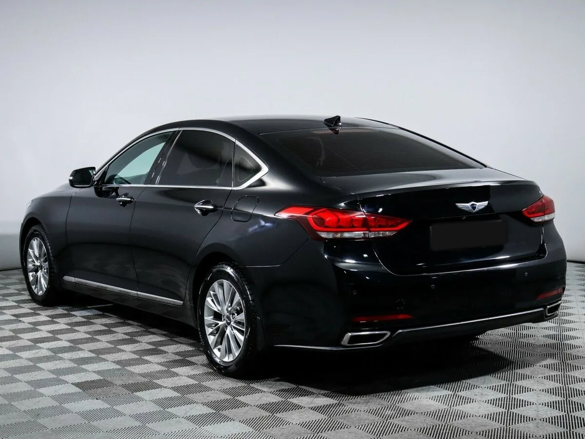 Hyundai Genesis