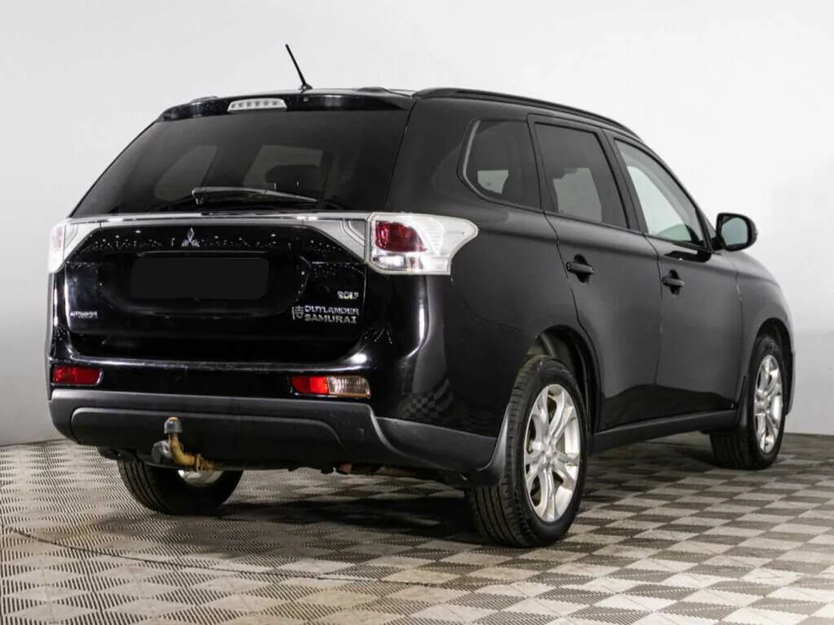 Mitsubishi Outlander