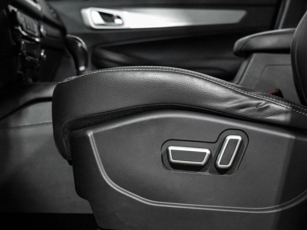 Geely Emgrand X7