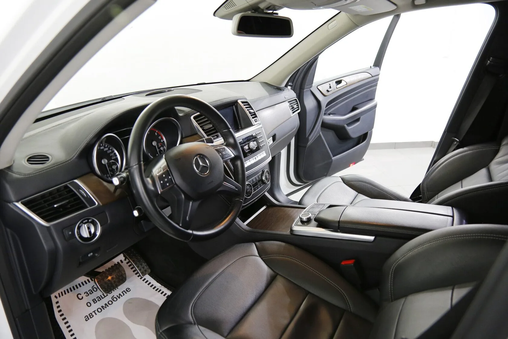 Mercedes-Benz M-Класс