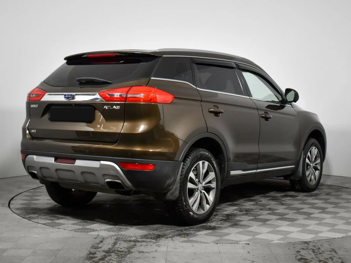 Geely Atlas