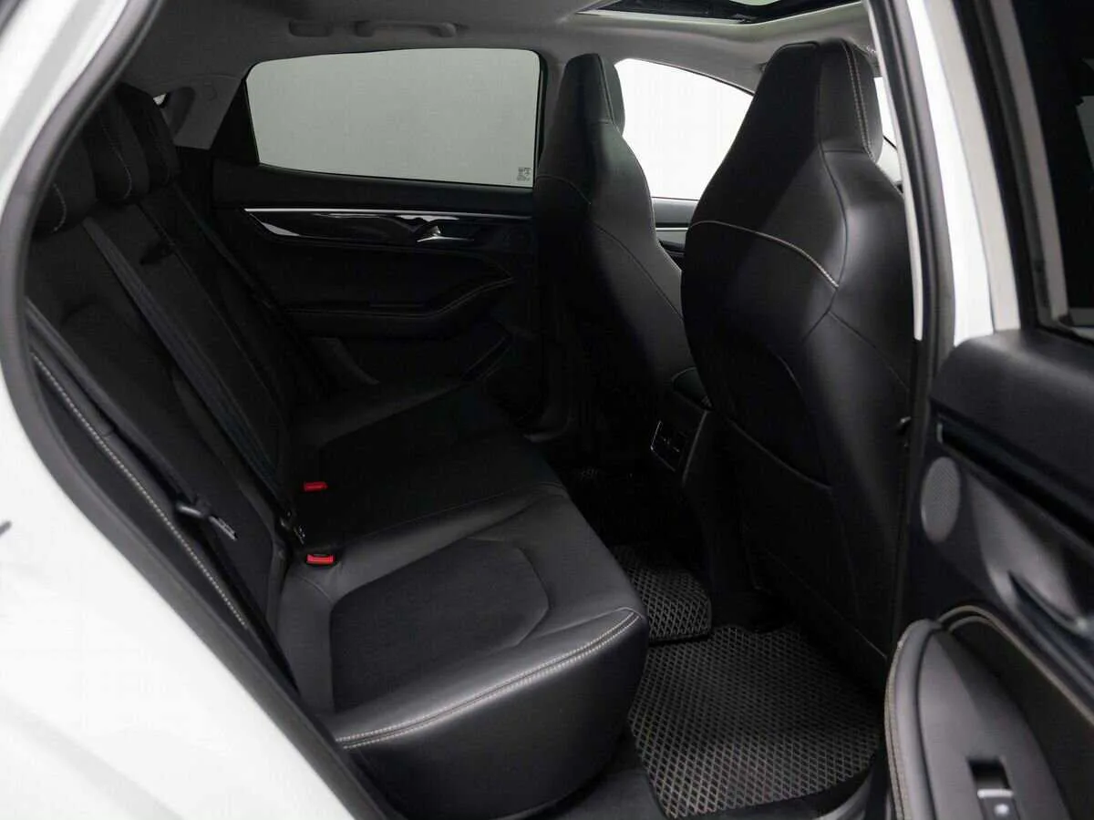 JAC J7