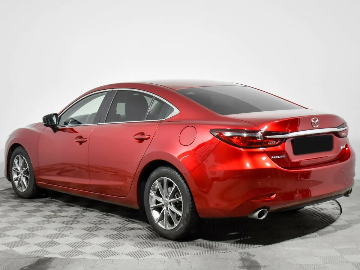Mazda 6