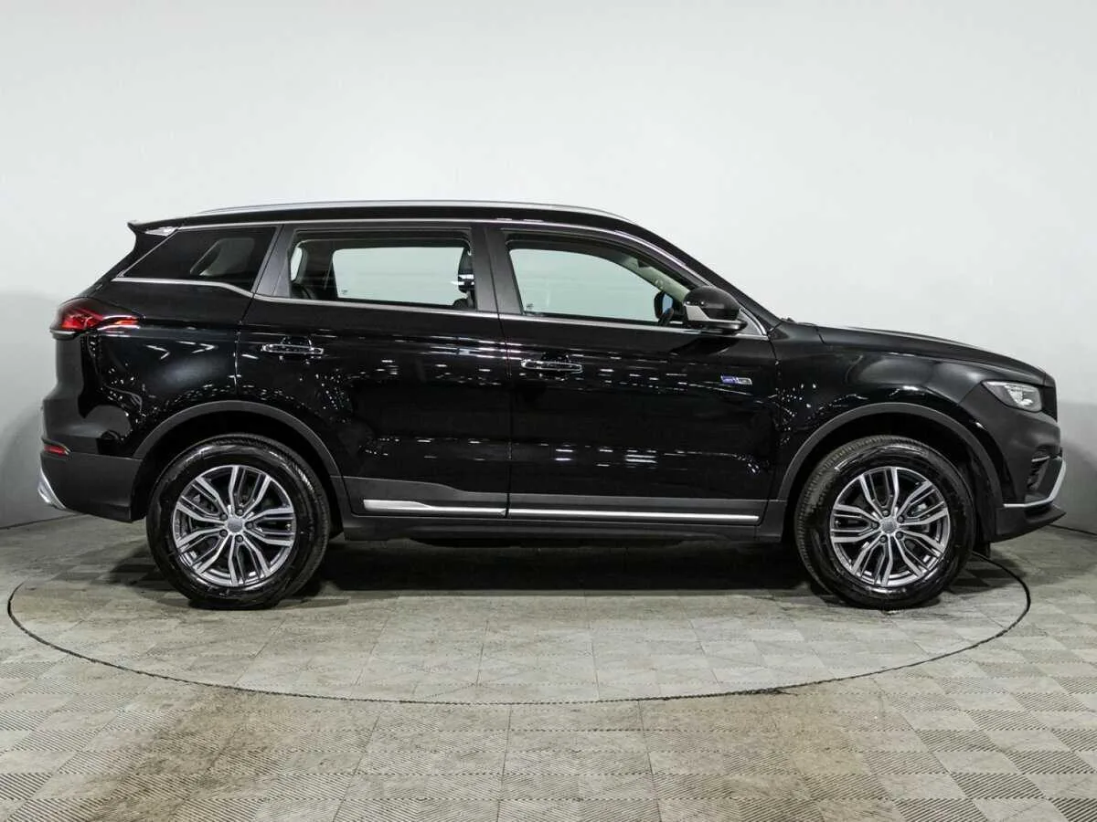 Geely Atlas Pro