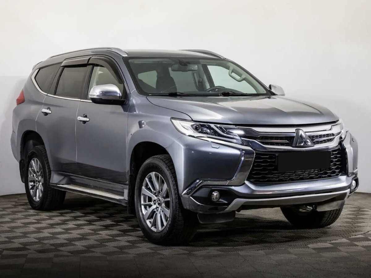 Mitsubishi Pajero Sport