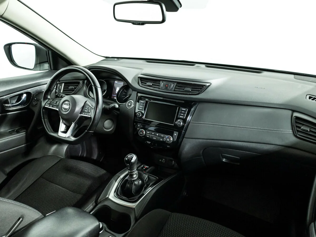 Nissan X Trail