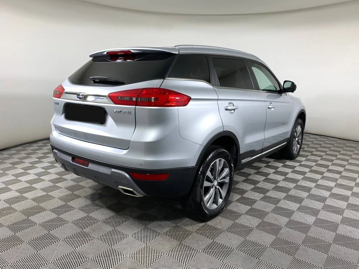 Geely Atlas