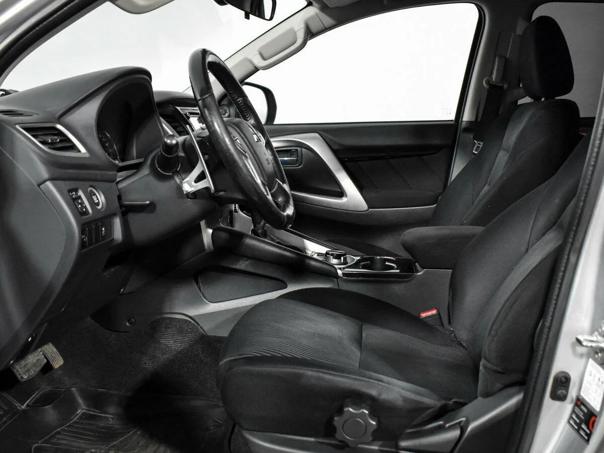 Mitsubishi Pajero Sport