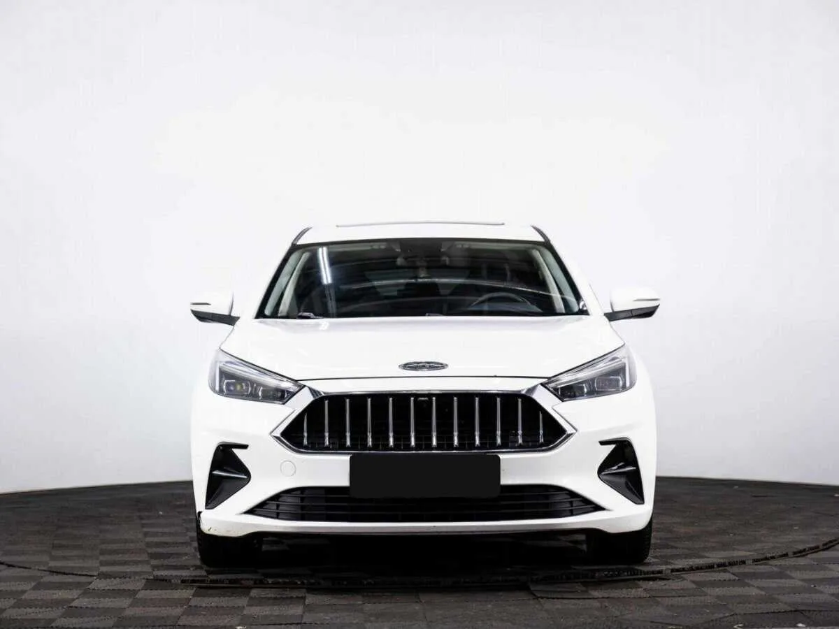 JAC J7