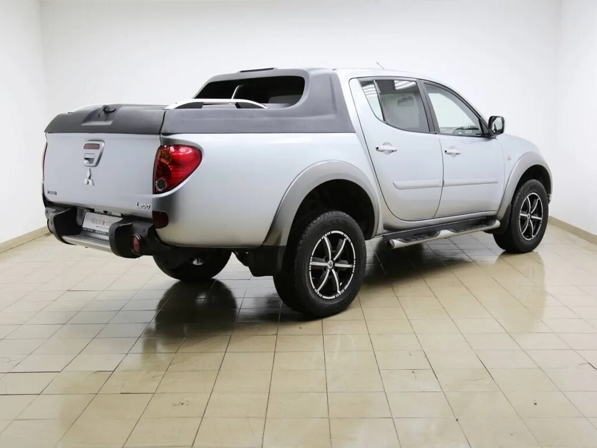 Mitsubishi L200