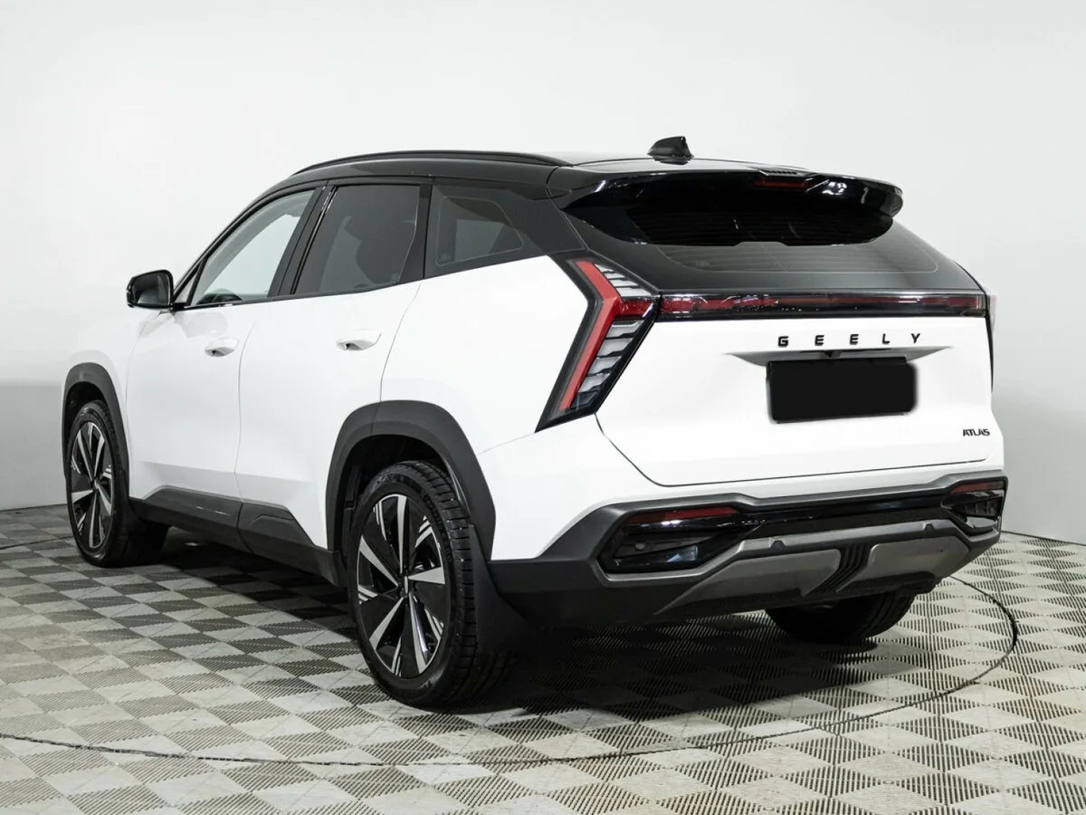 Geely Atlas
