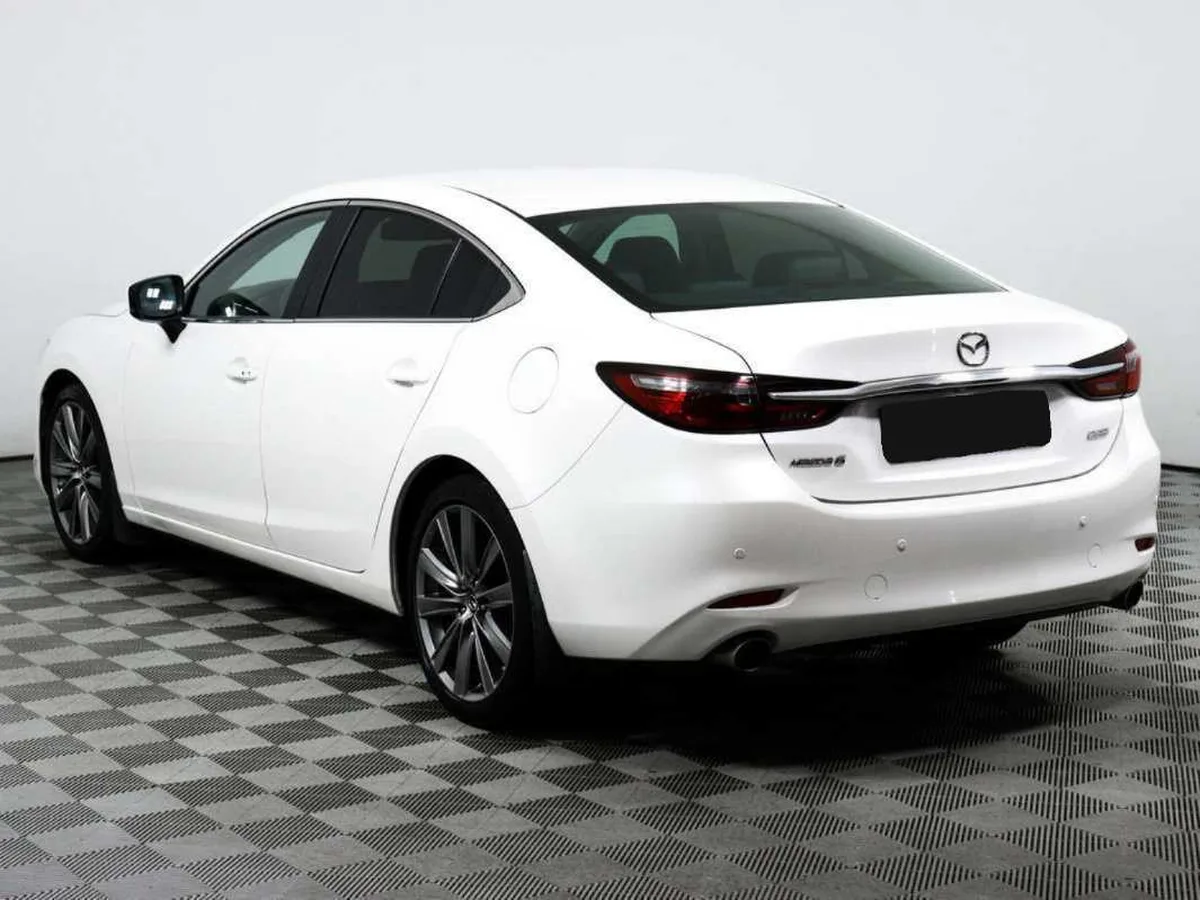 Mazda 6