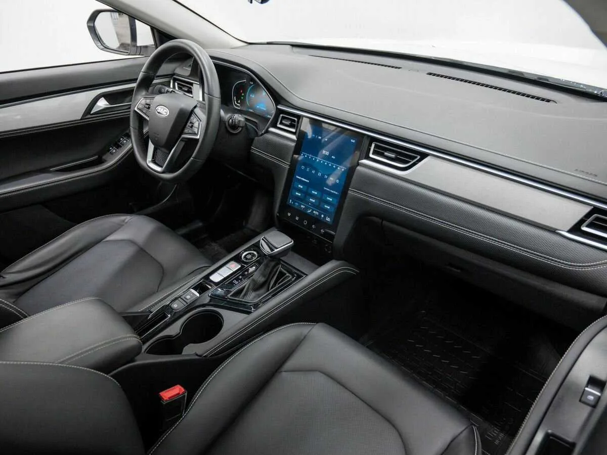 JAC J7